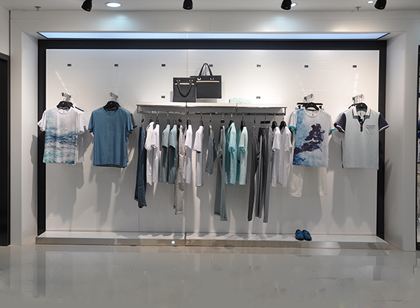 男装展柜